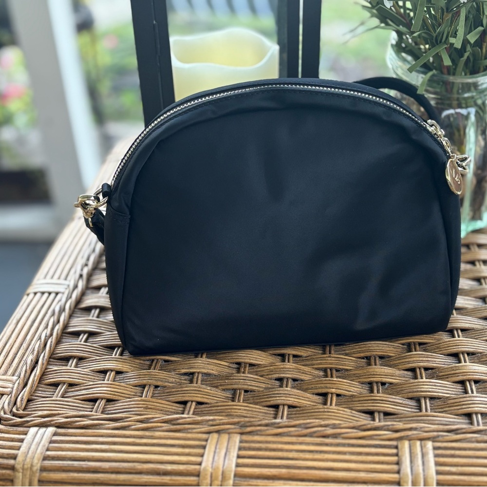 Lo & Sons Elegant Black Women's Bag